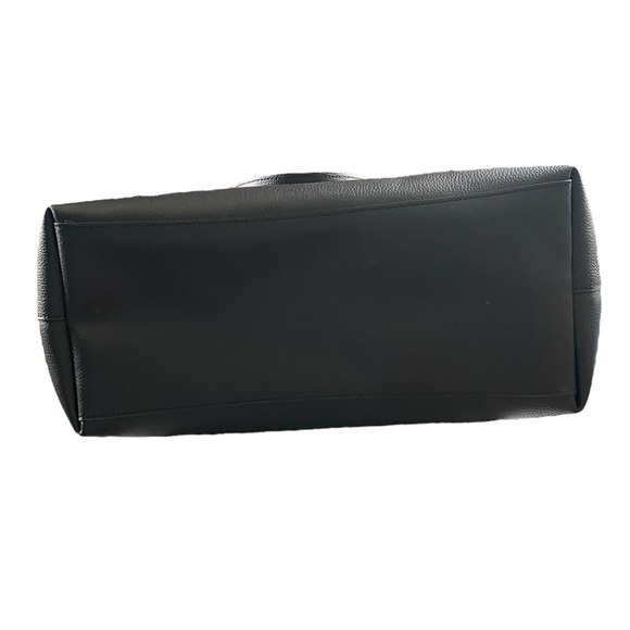 Coach Town Tote - Picture 6 of 11